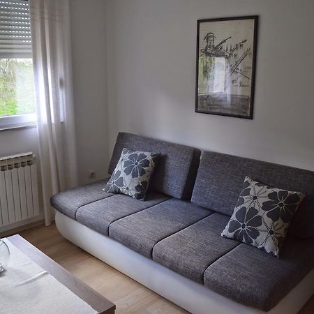 Apartment Loza Слунь Екстер'єр фото