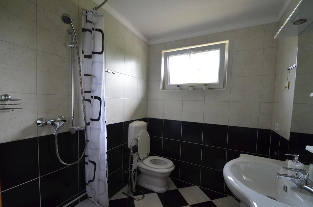 Apartment Loza Слунь Екстер'єр фото