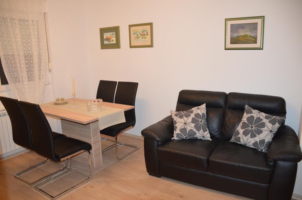 Apartment Loza Слунь Екстер'єр фото