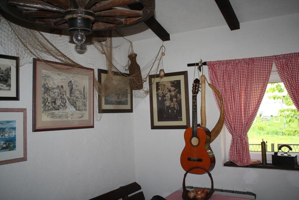 Apartment Loza Слунь Екстер'єр фото